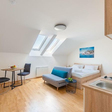 Ferdinand Apartment Prague Ngoại thất bức ảnh