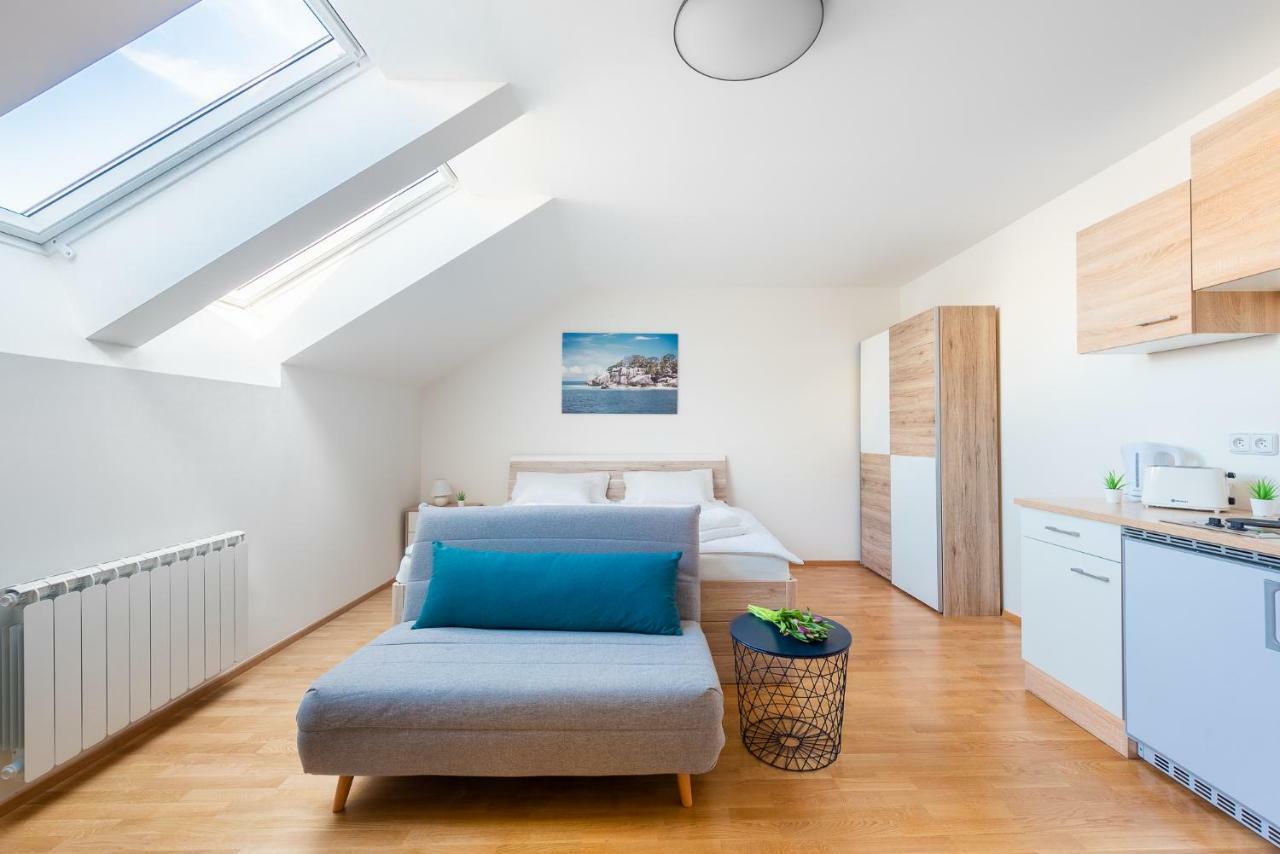 Ferdinand Apartment Prague Ngoại thất bức ảnh