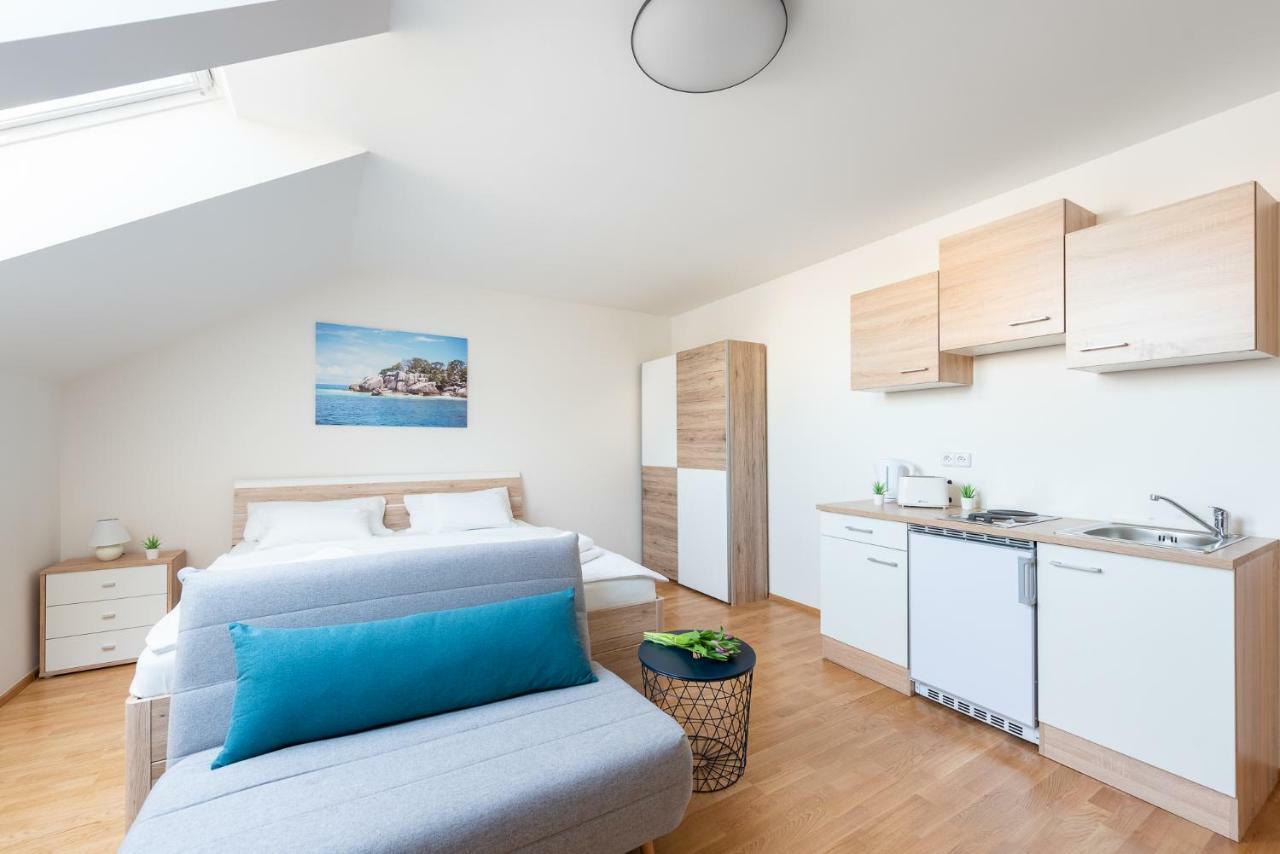 Ferdinand Apartment Prague Ngoại thất bức ảnh